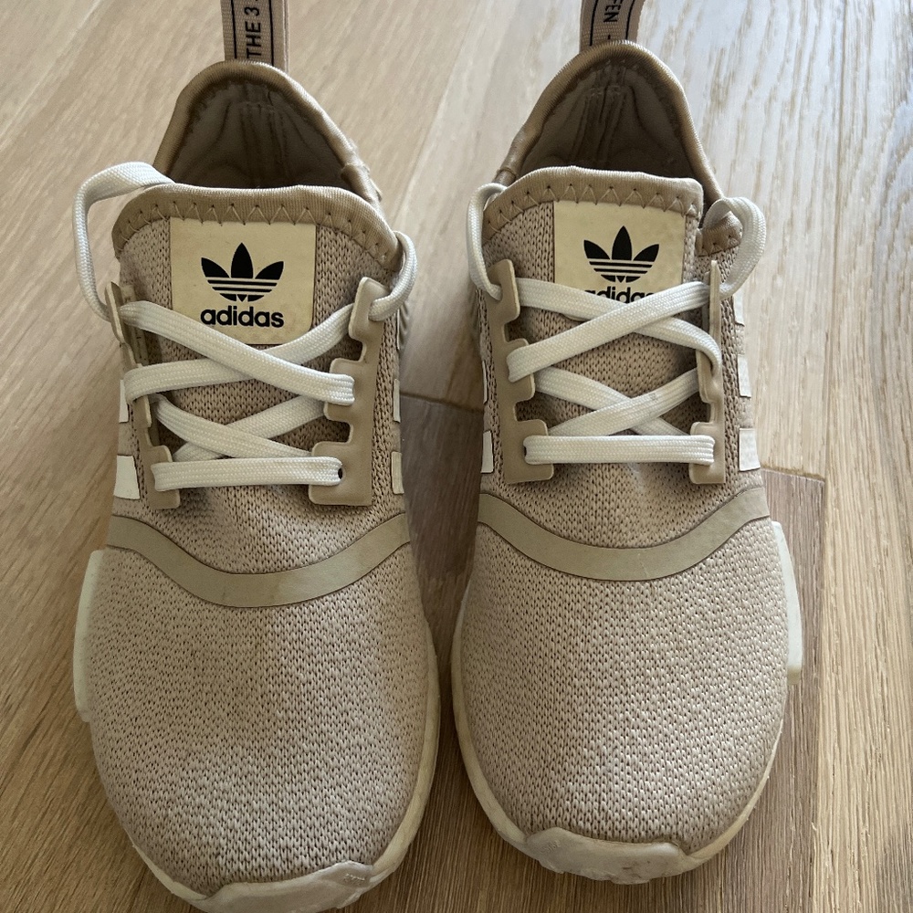 Adidas NMD_R1 SHOES